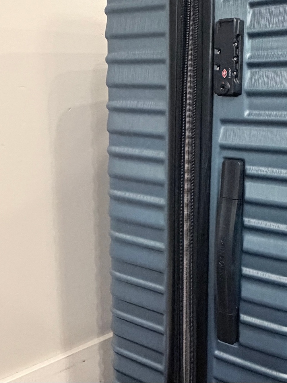 Samsonite ✈️🛩Uptempo Lux Large Hardside Spinner Luggage elemental suitcase - Picture 7 of 14